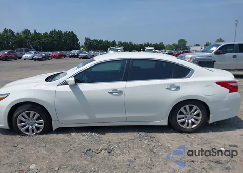 2016 Nissan Altima 2.5 S z USA, uszkodzony, nr VIN 1N4AL3APXGC222536